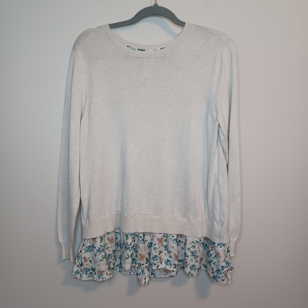 Time and Tru Sweater / Blouse